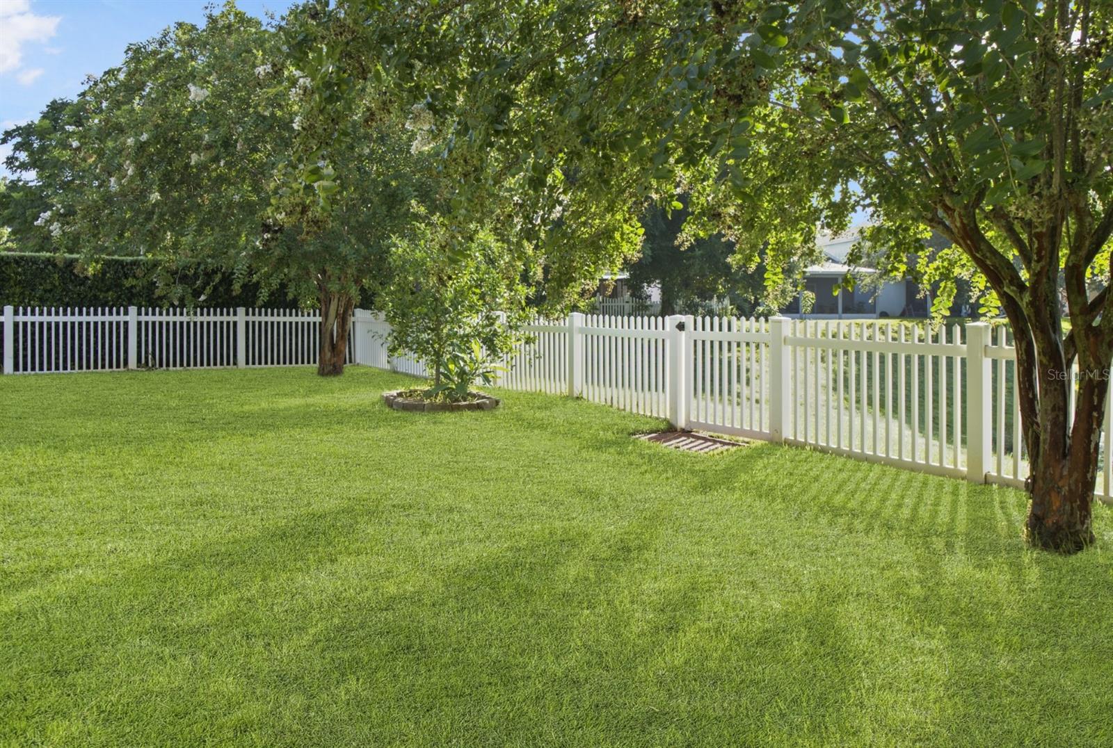Image 24 of 28 For 126 Spring Glen Drive