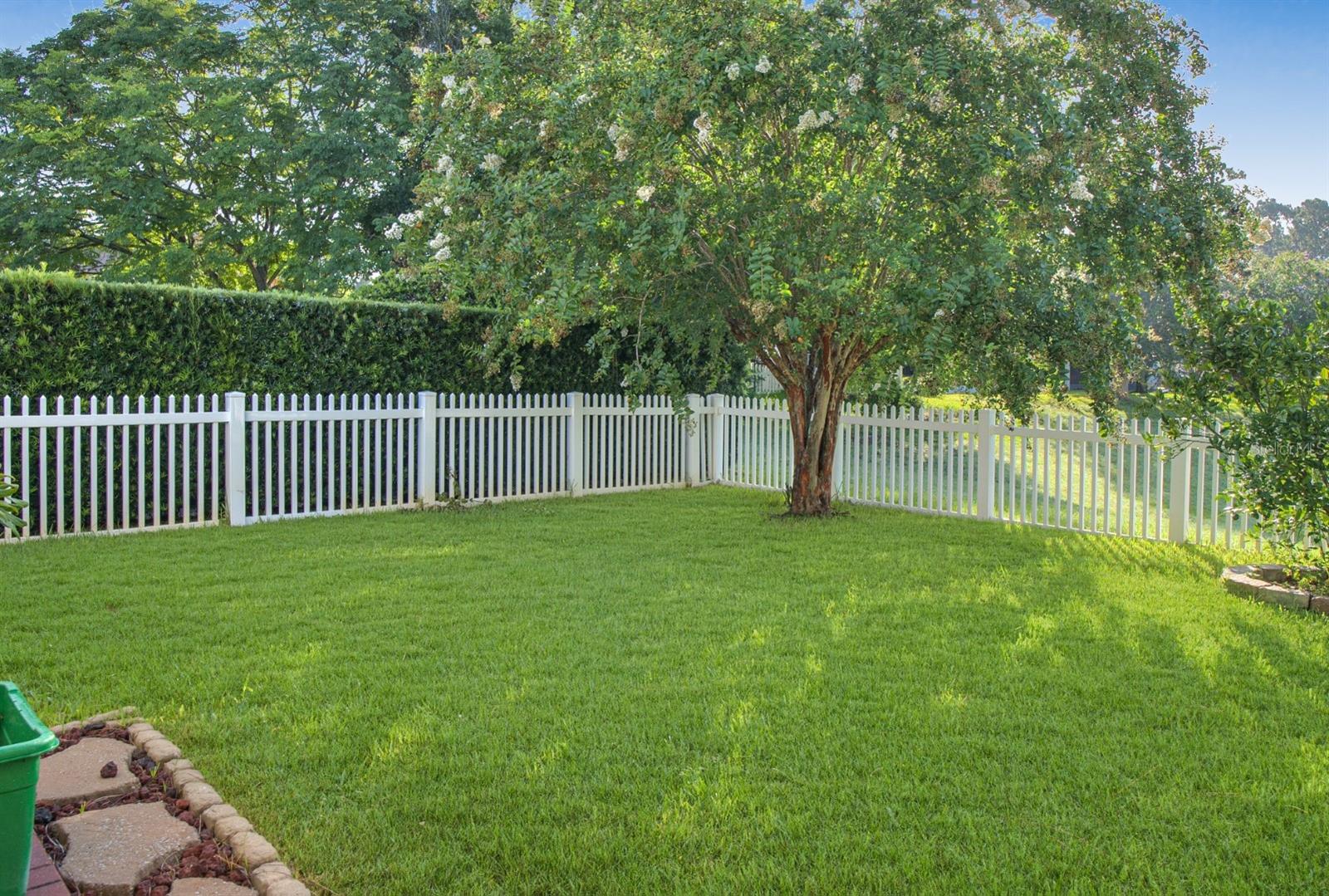 Image 25 of 28 For 126 Spring Glen Drive