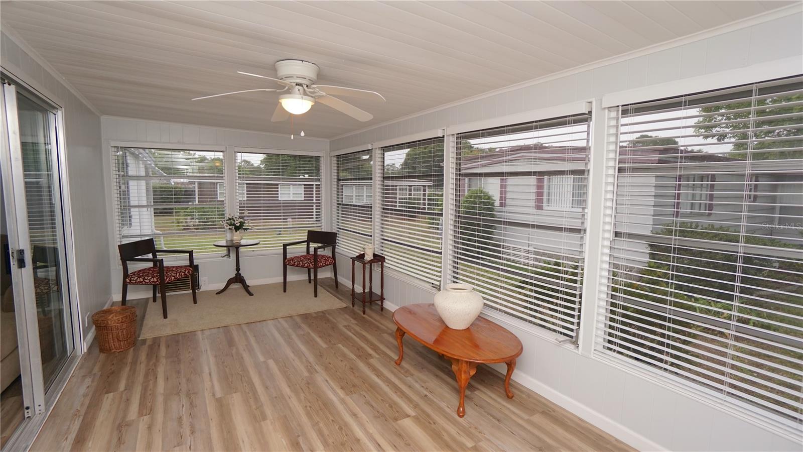Image 11 of 56 For 2618 Brookside Circle