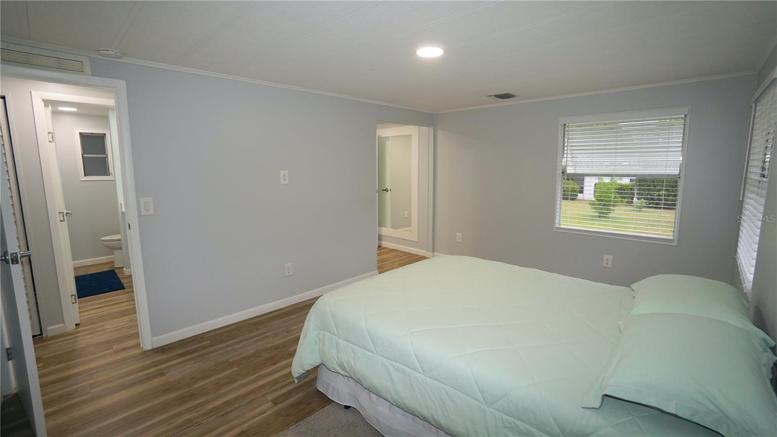 Image 31 of 56 For 2618 Brookside Circle