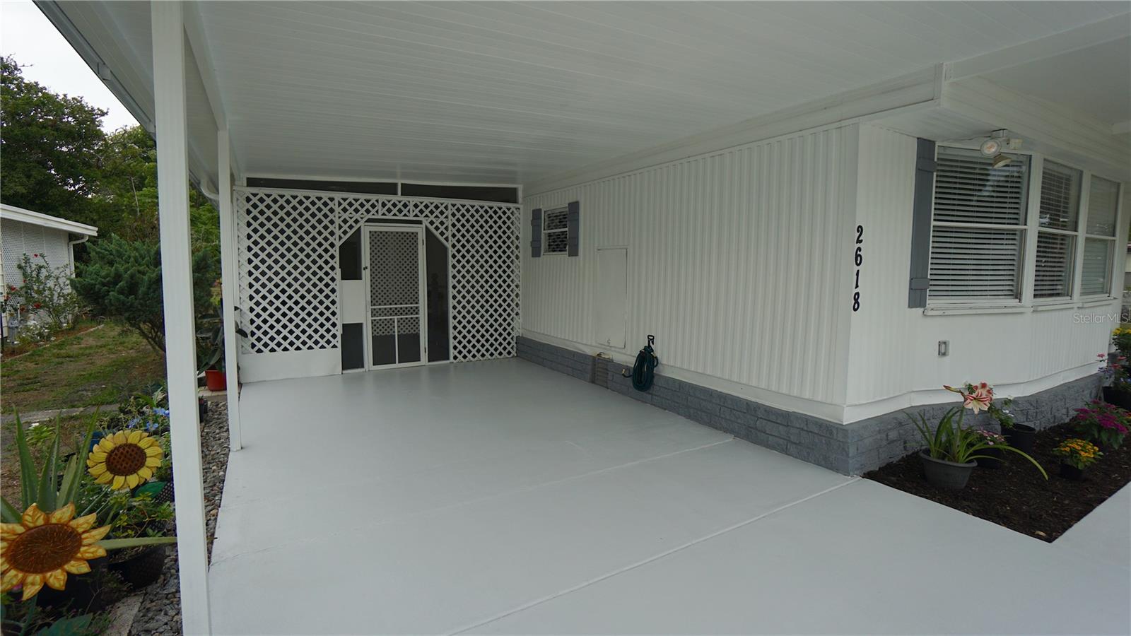Image 5 of 56 For 2618 Brookside Circle