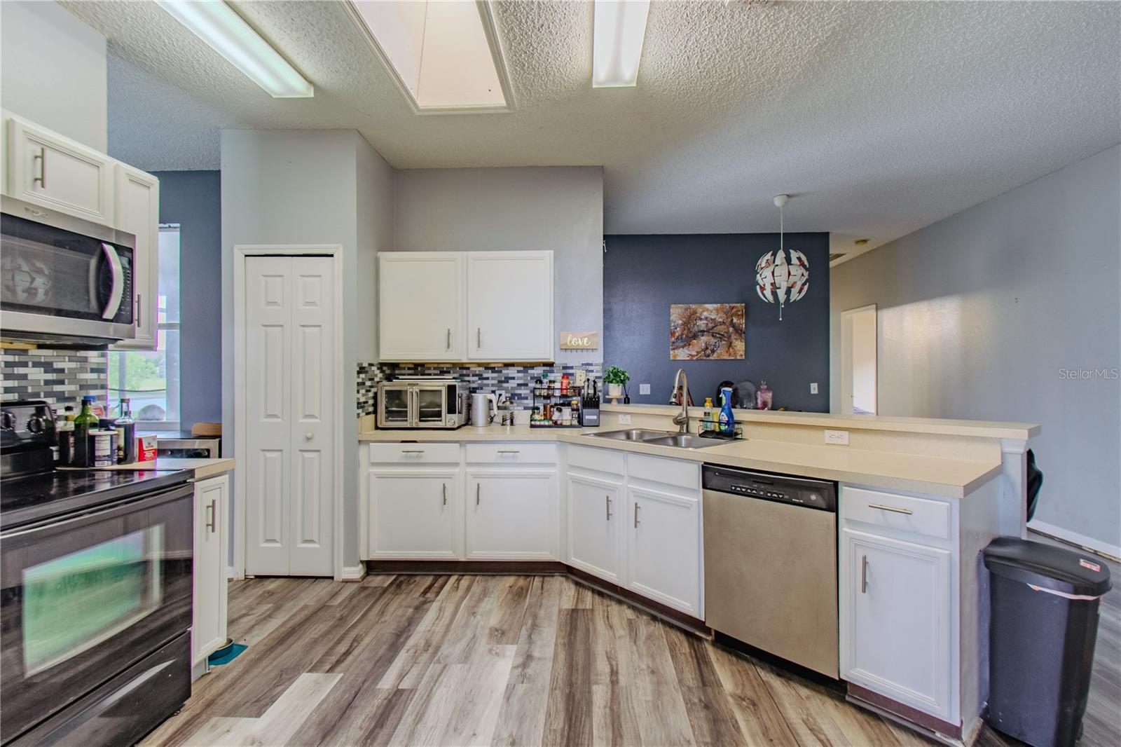 Image 11 of 33 For 5418 Crepe Myrtle Circle