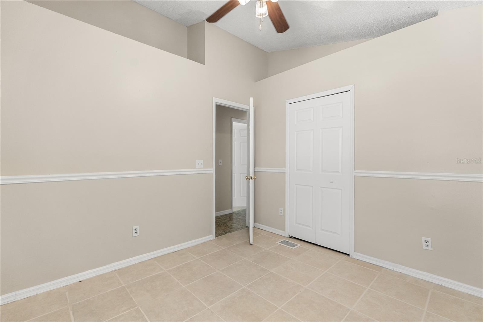 Image 17 of 29 For 2411 Parsons Pond Cir