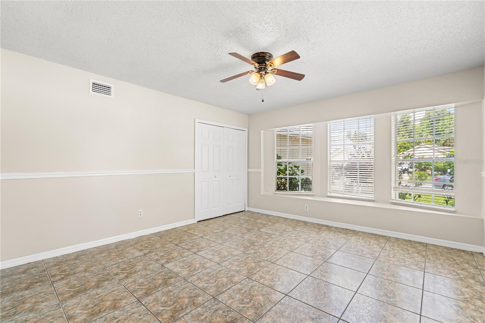 Image 18 of 29 For 2411 Parsons Pond Cir