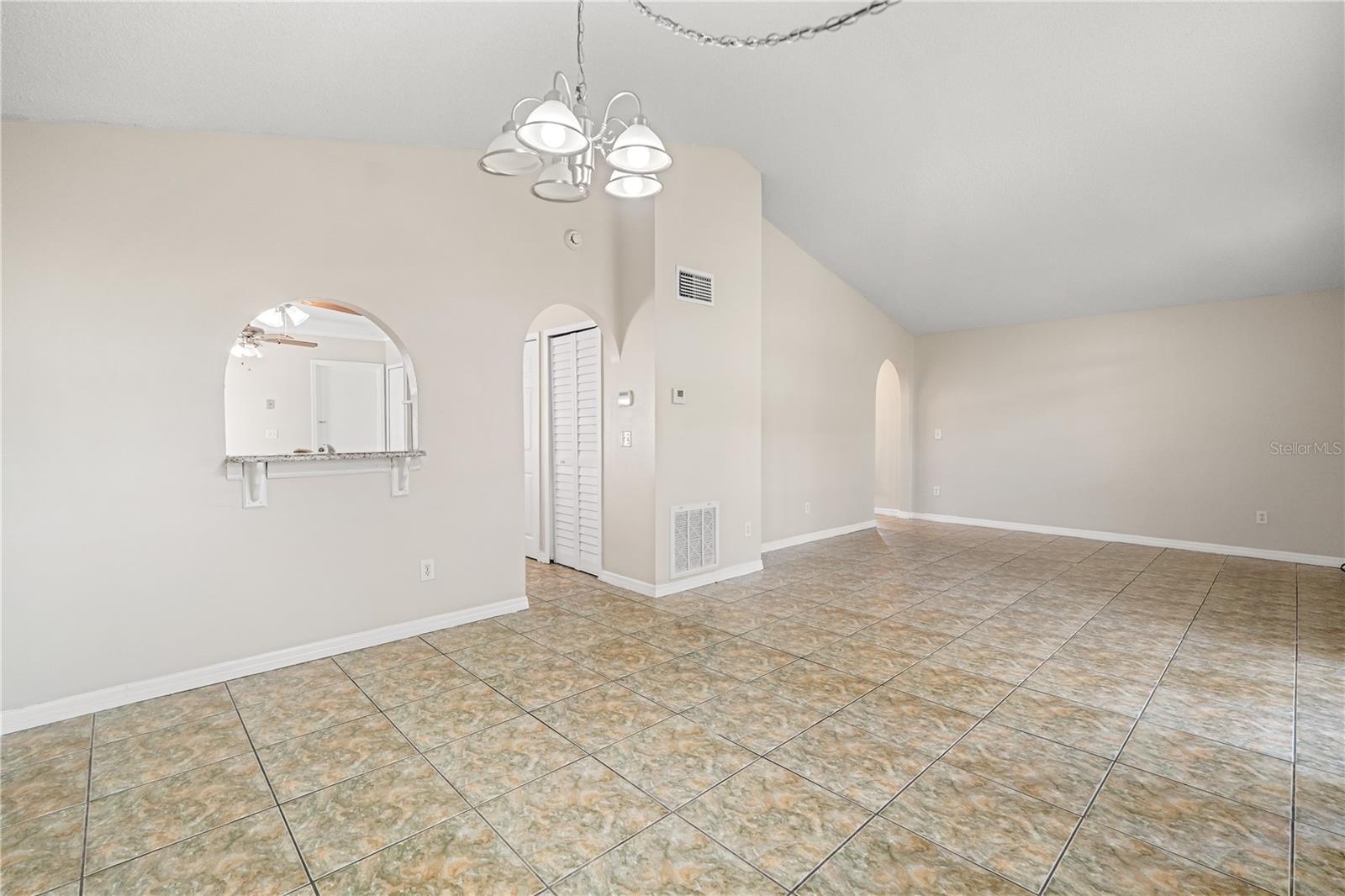 Image 22 of 29 For 2411 Parsons Pond Cir