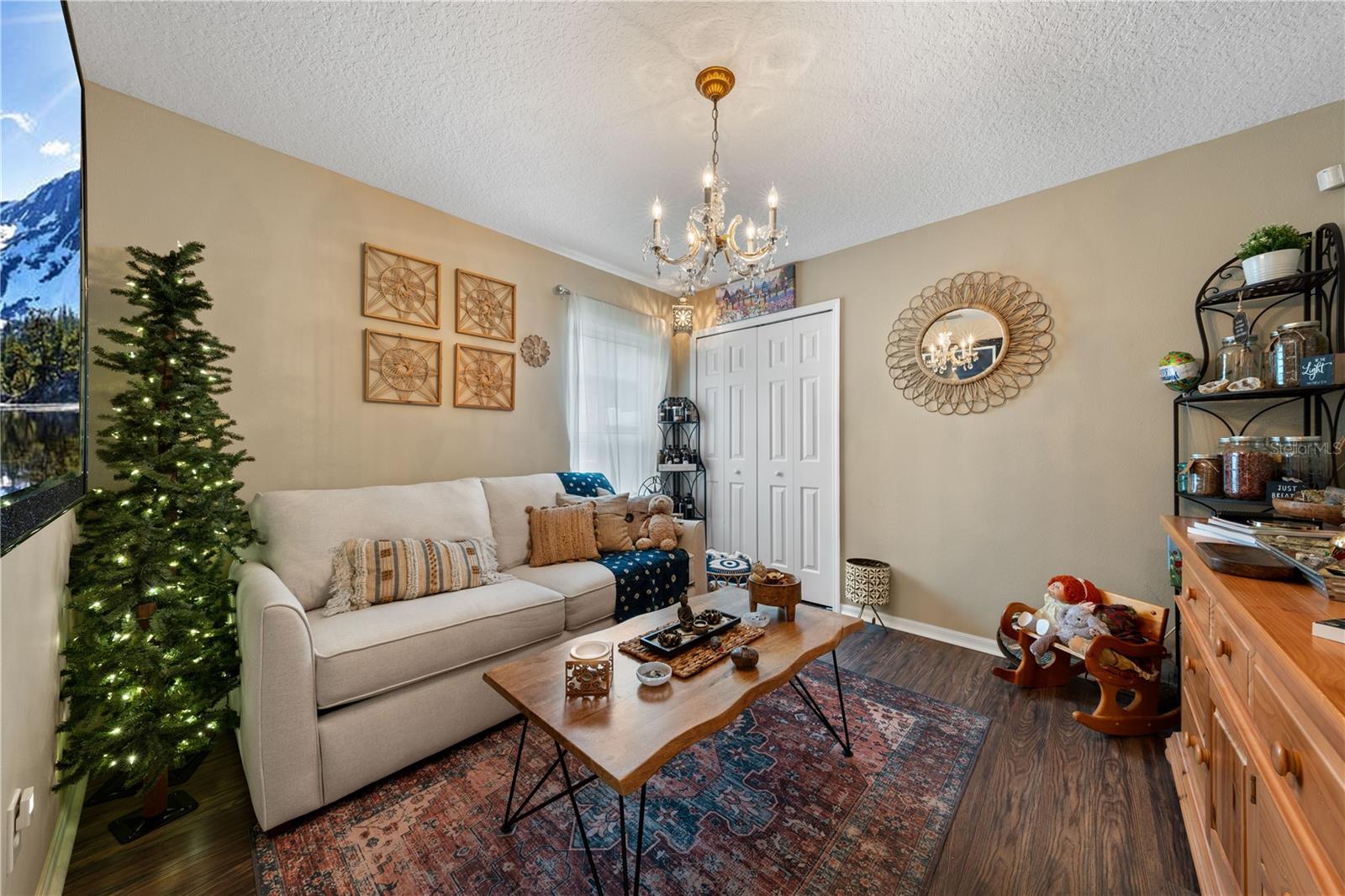 Image 39 of 65 For 4301 Mohawk Court