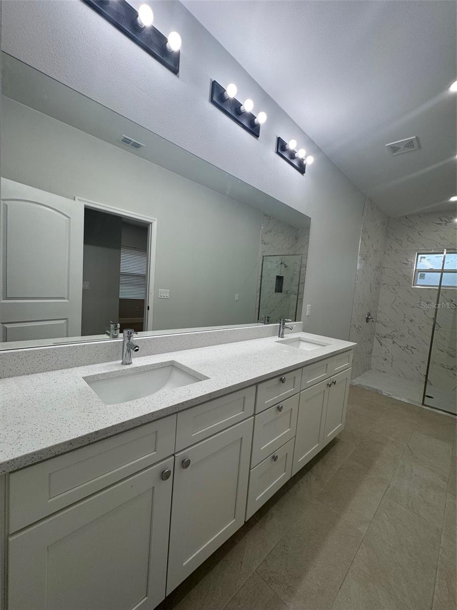 Image 10 of 12 For 824 Mendoza Drive