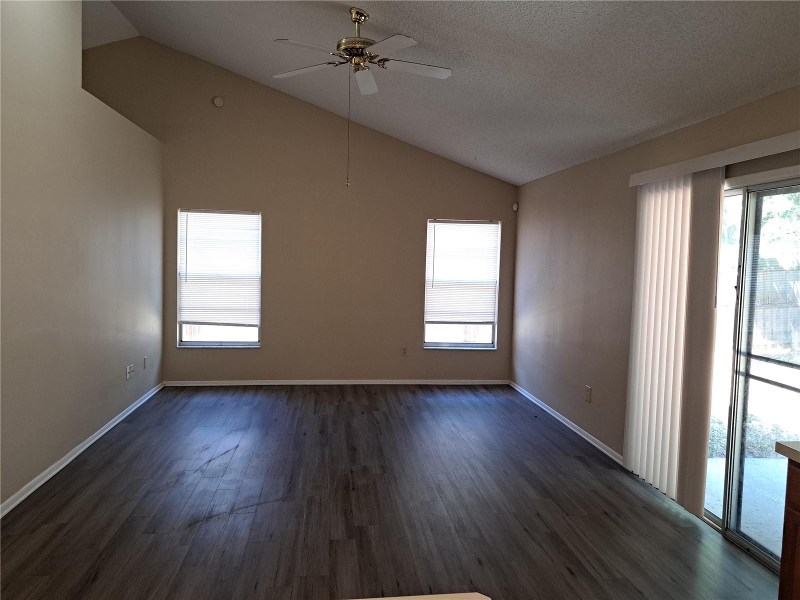Image 6 of 17 For 7481 Bordwine Drive