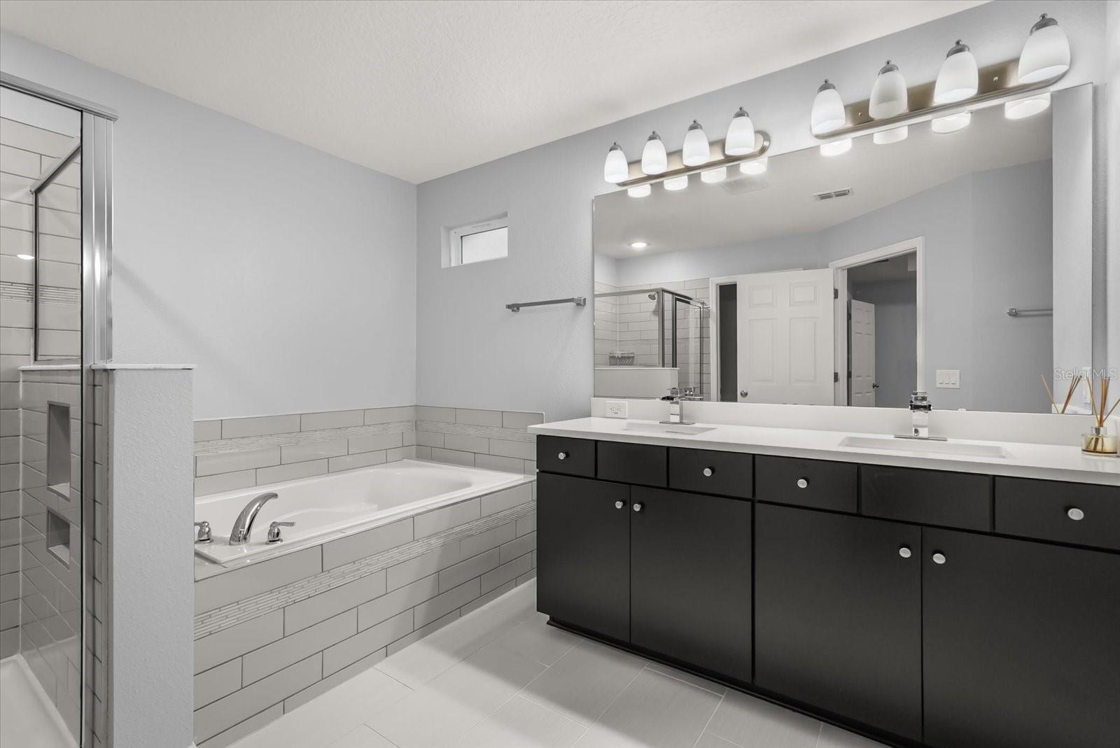 Image 13 of 41 For 14160 Dove Hollow Drive