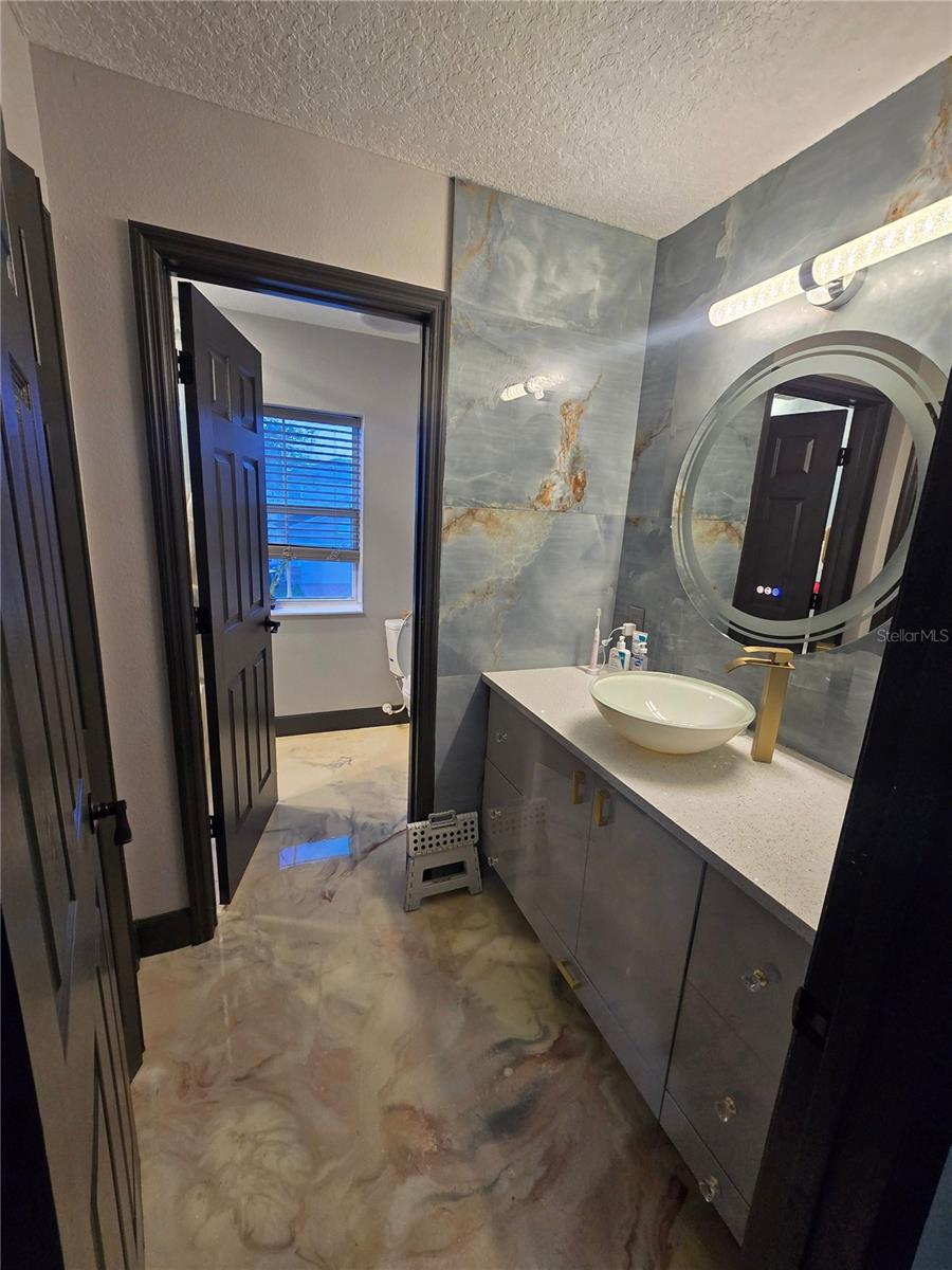 Image 11 of 21 For 510 Brookeshire Drive