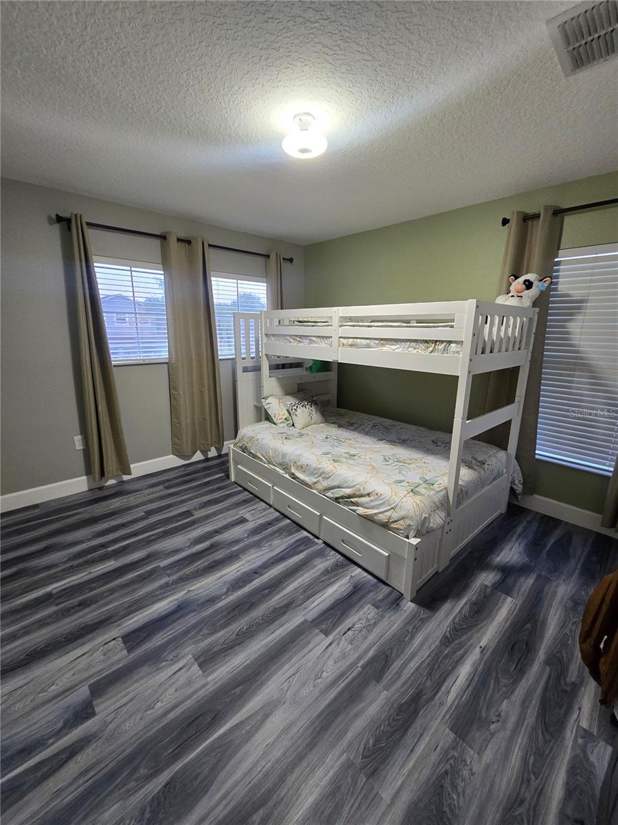 Image 14 of 21 For 510 Brookeshire Drive