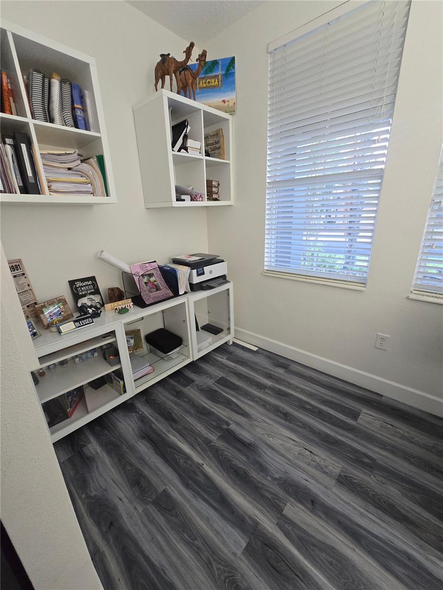 Image 15 of 21 For 510 Brookeshire Drive
