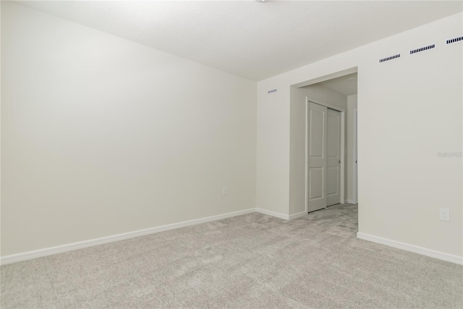 Image 22 of 23 For 2815 Stunning Avenue