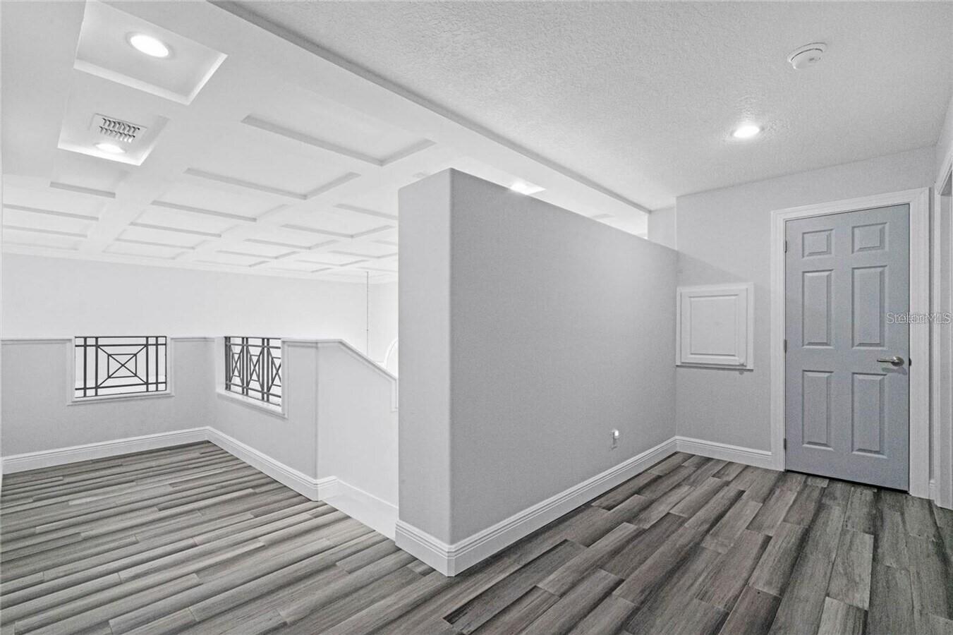 Image 18 of 35 For 8826 Heritage Bay Circle