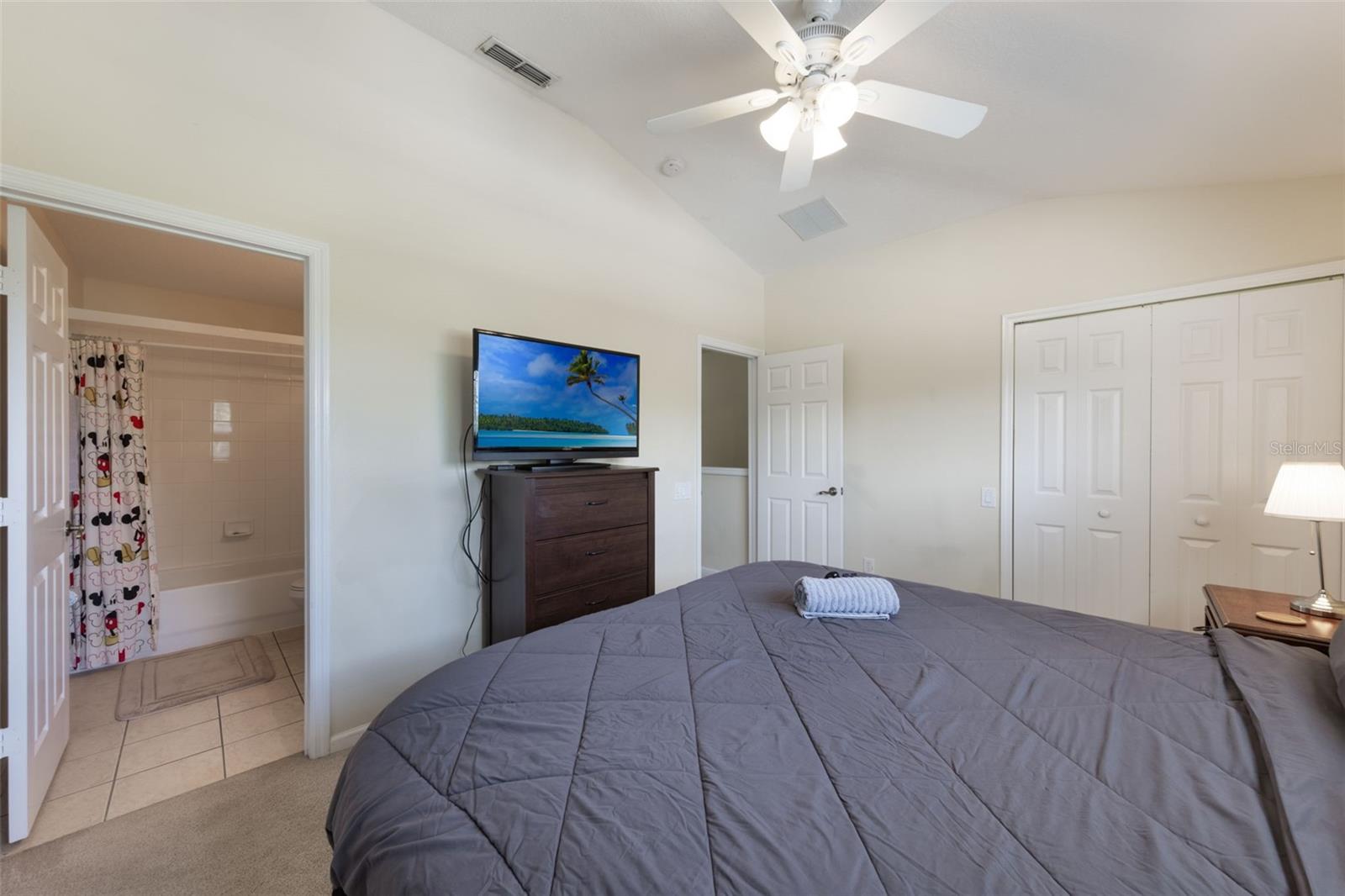 Image 18 of 53 For 2322 Silver Palm Drive