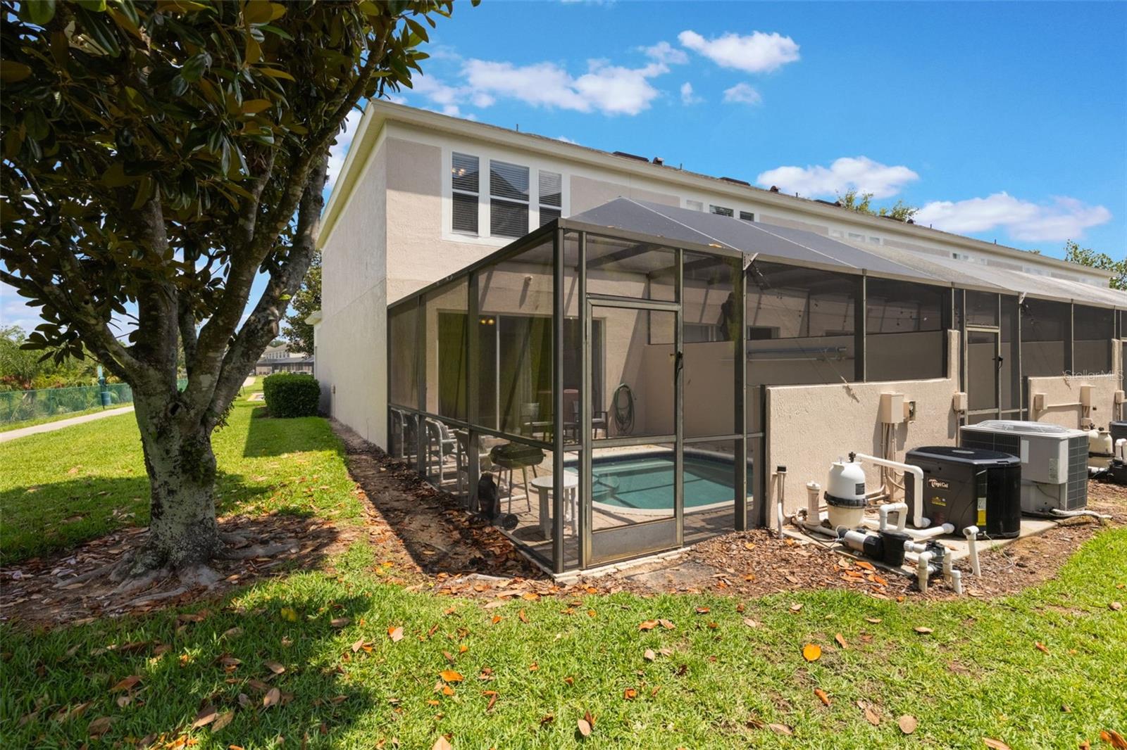 Image 27 of 53 For 2322 Silver Palm Drive