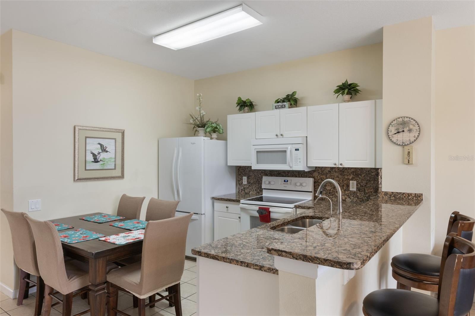 Image 6 of 53 For 2322 Silver Palm Drive