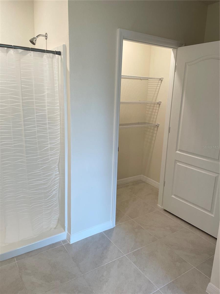 Image 8 of 14 For 5605 Winona Drive