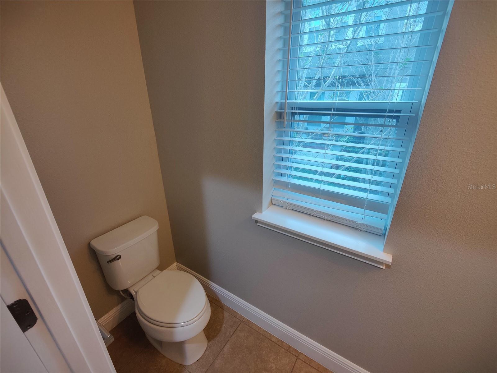 Image 12 of 43 For 8075 Schelling Street
