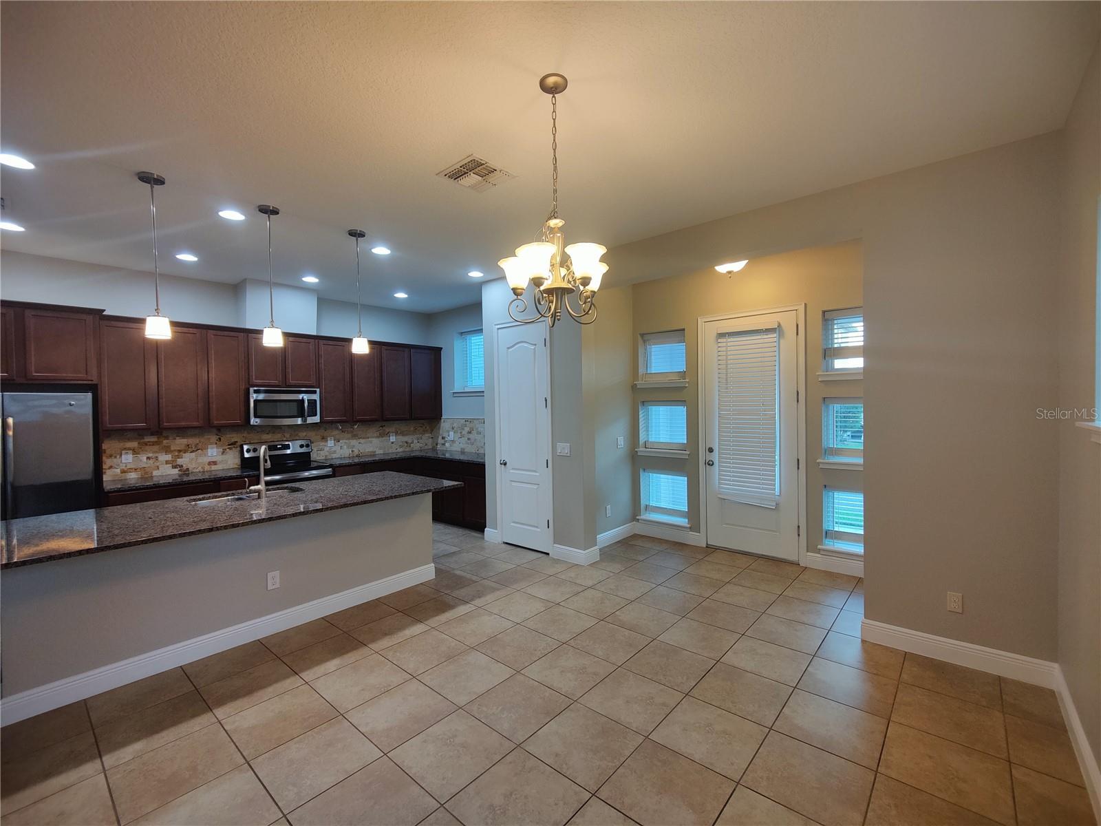 Image 6 of 43 For 8075 Schelling Street