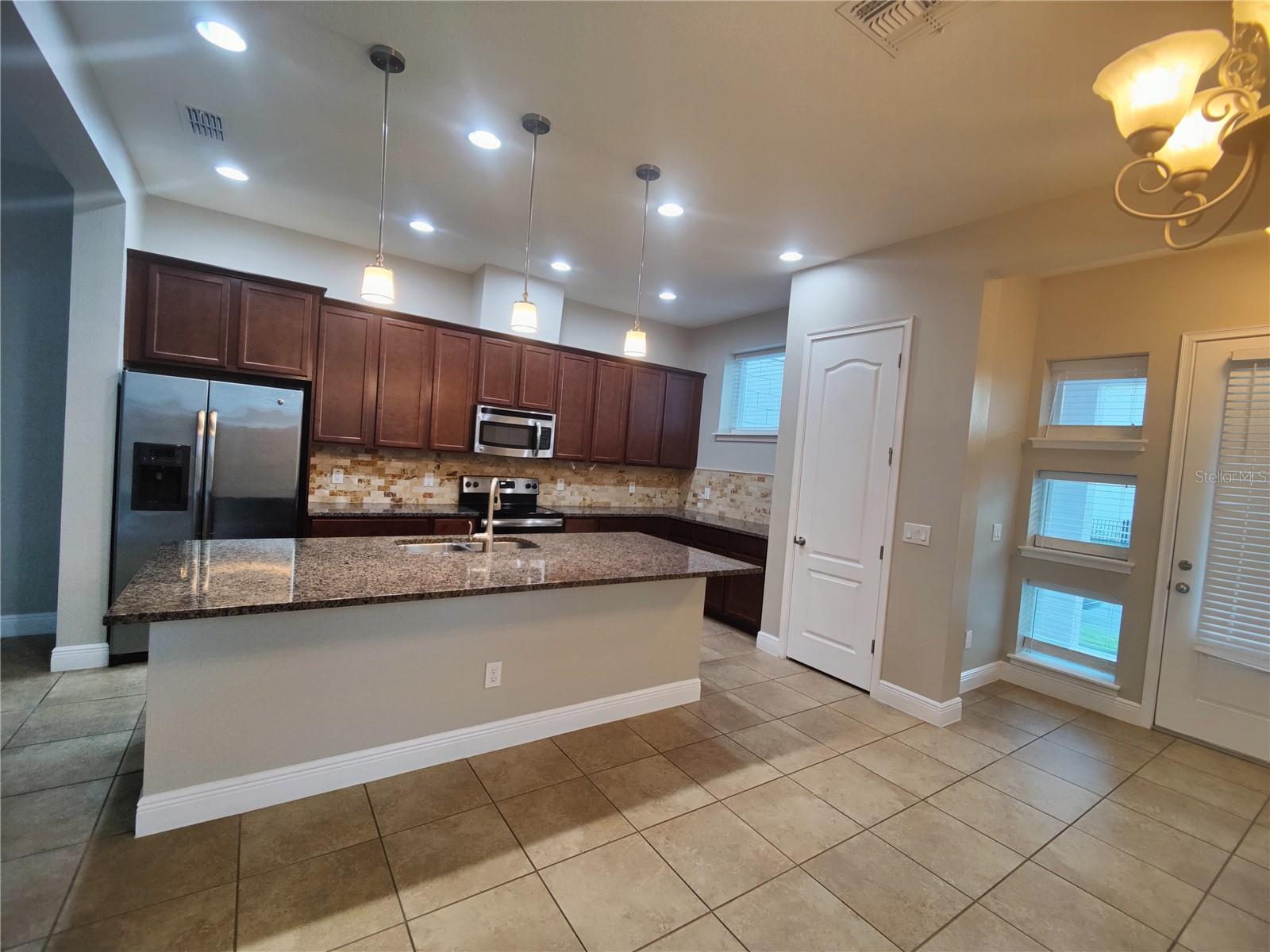 Image 7 of 43 For 8075 Schelling Street