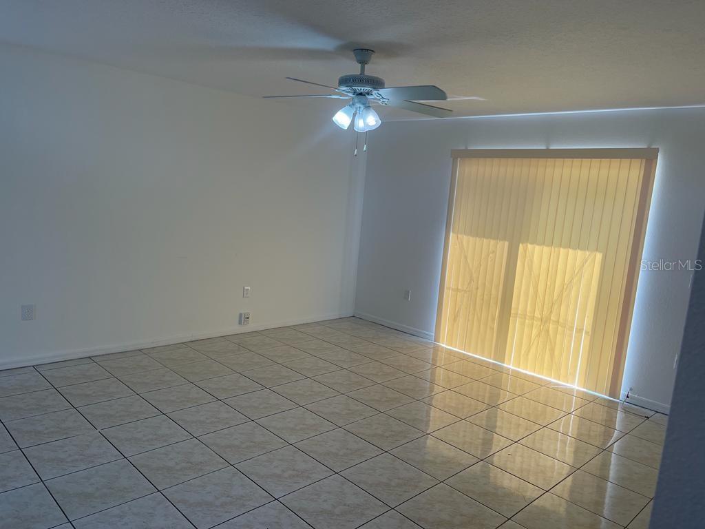Image 8 of 15 For 1737 Sage Creek Court