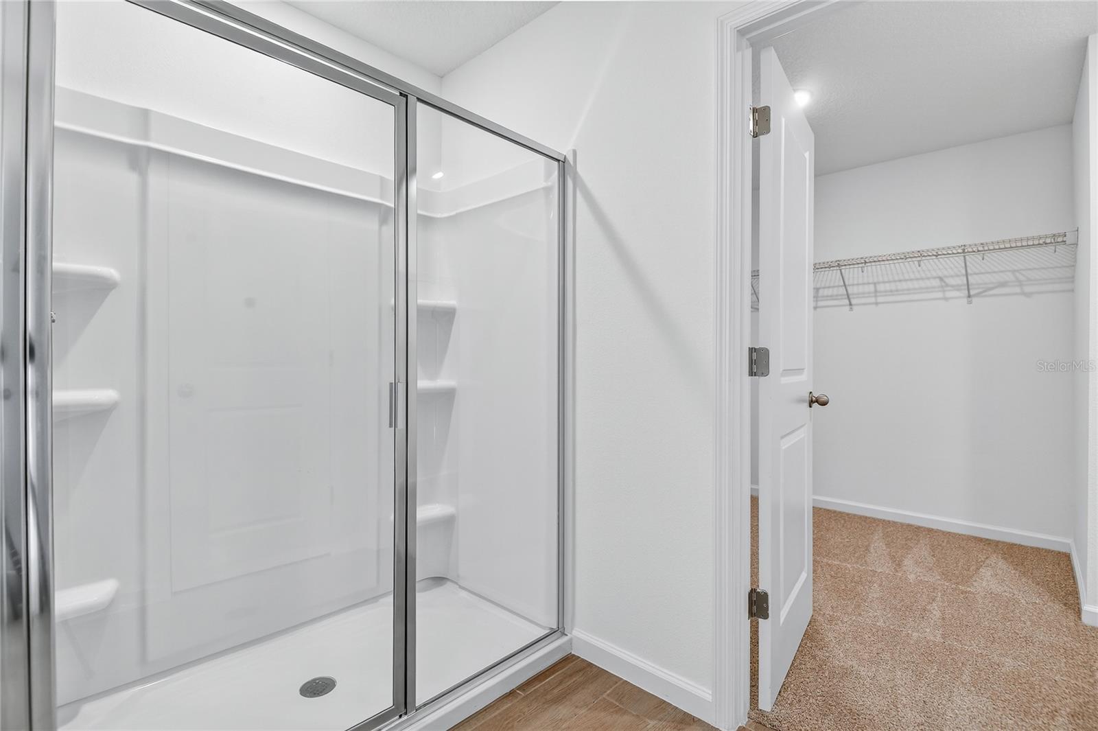 Image 11 of 19 For 729 Lake Dell Avenue