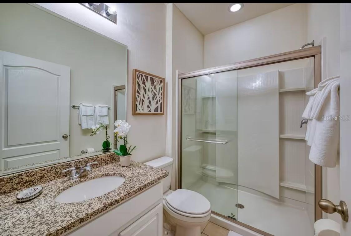 Image 17 of 19 For 6086 Broad Oak Drive