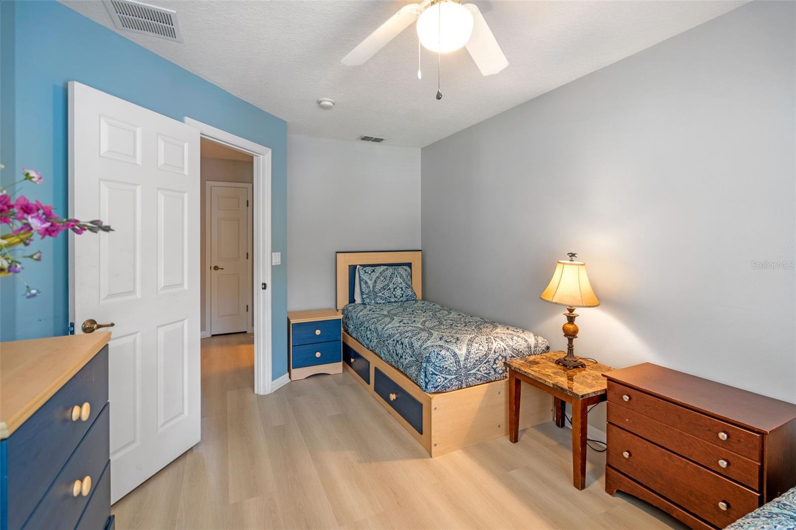 Image 20 of 54 For 3015 Yellow Lantana Lane