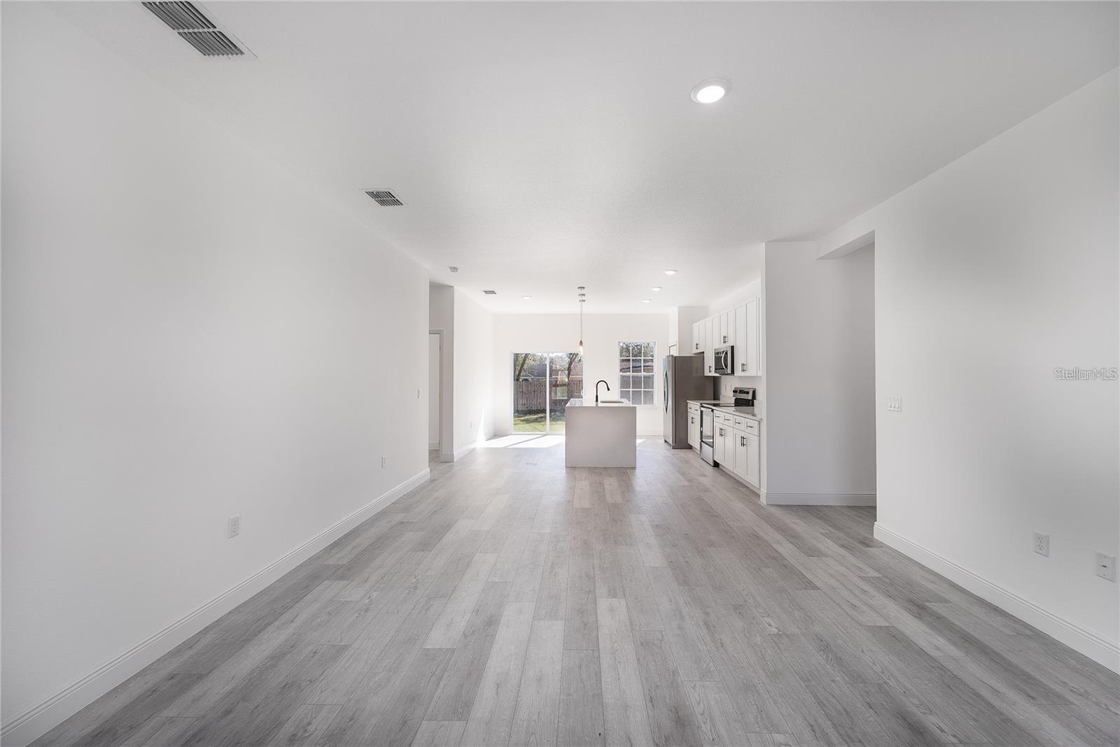 Image 11 of 30 For 2415 147 Place Road