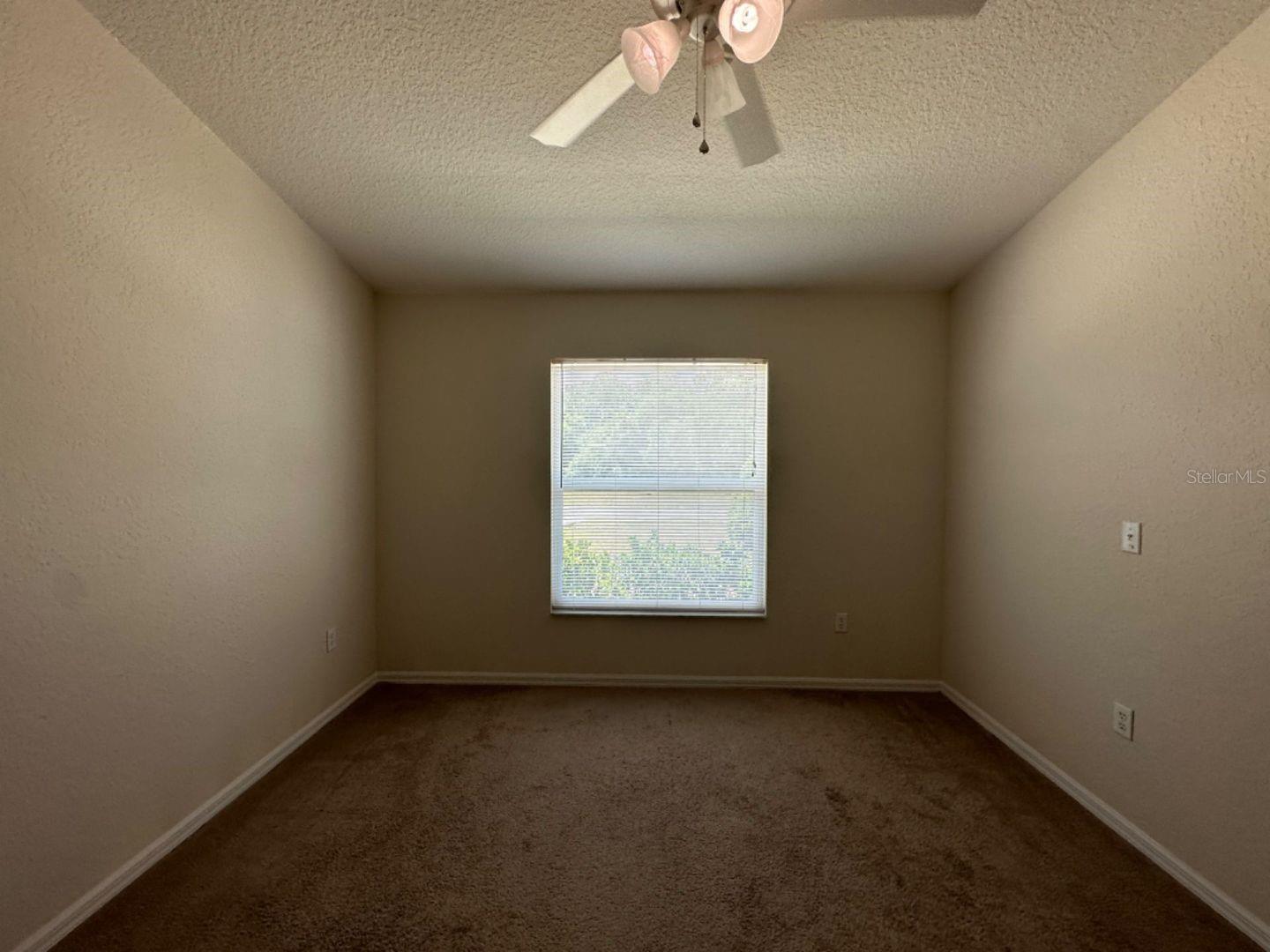 Image 11 of 23 For 844 James Drive