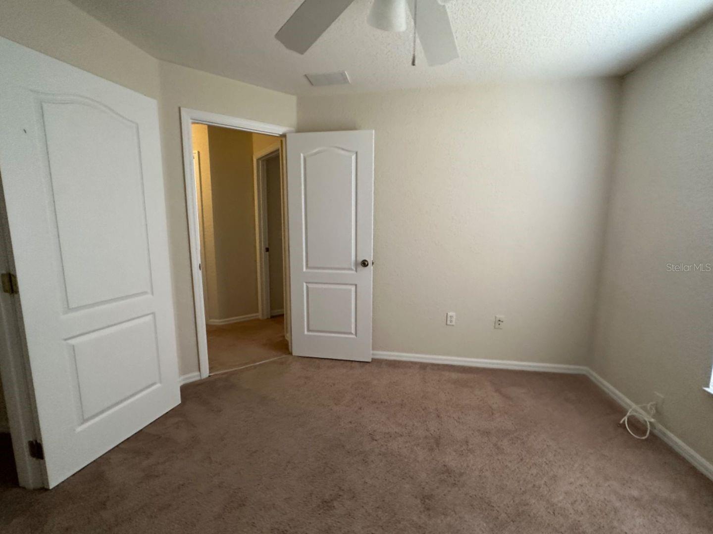 Image 12 of 23 For 844 James Drive