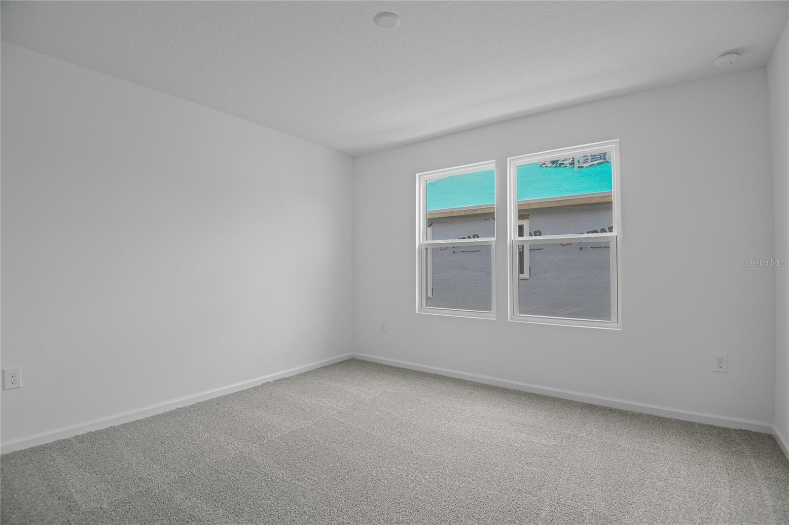 Image 10 of 17 For 753 Lake Dell Avenue