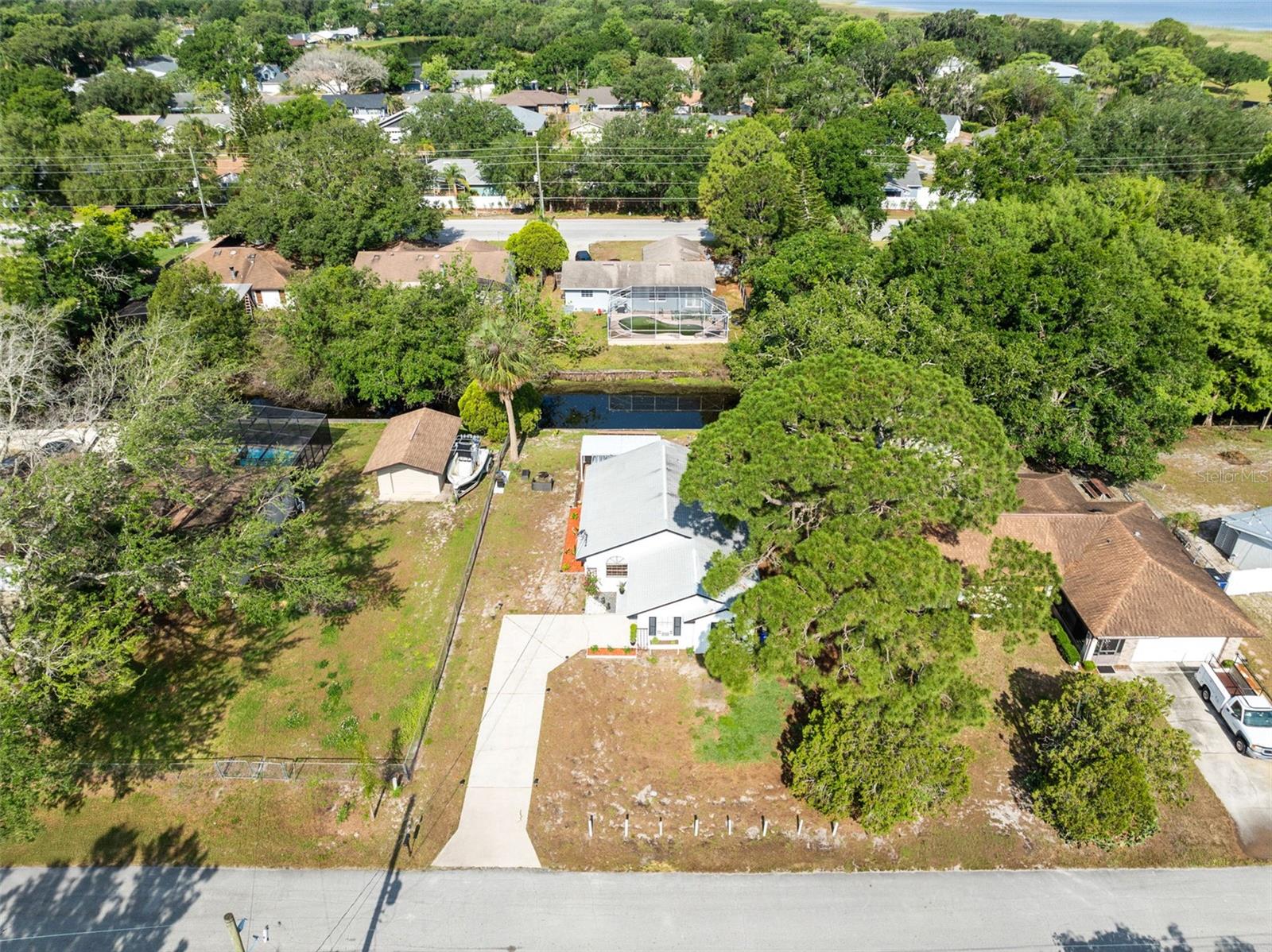 Image 36 of 38 For 106 Edgewater Drive