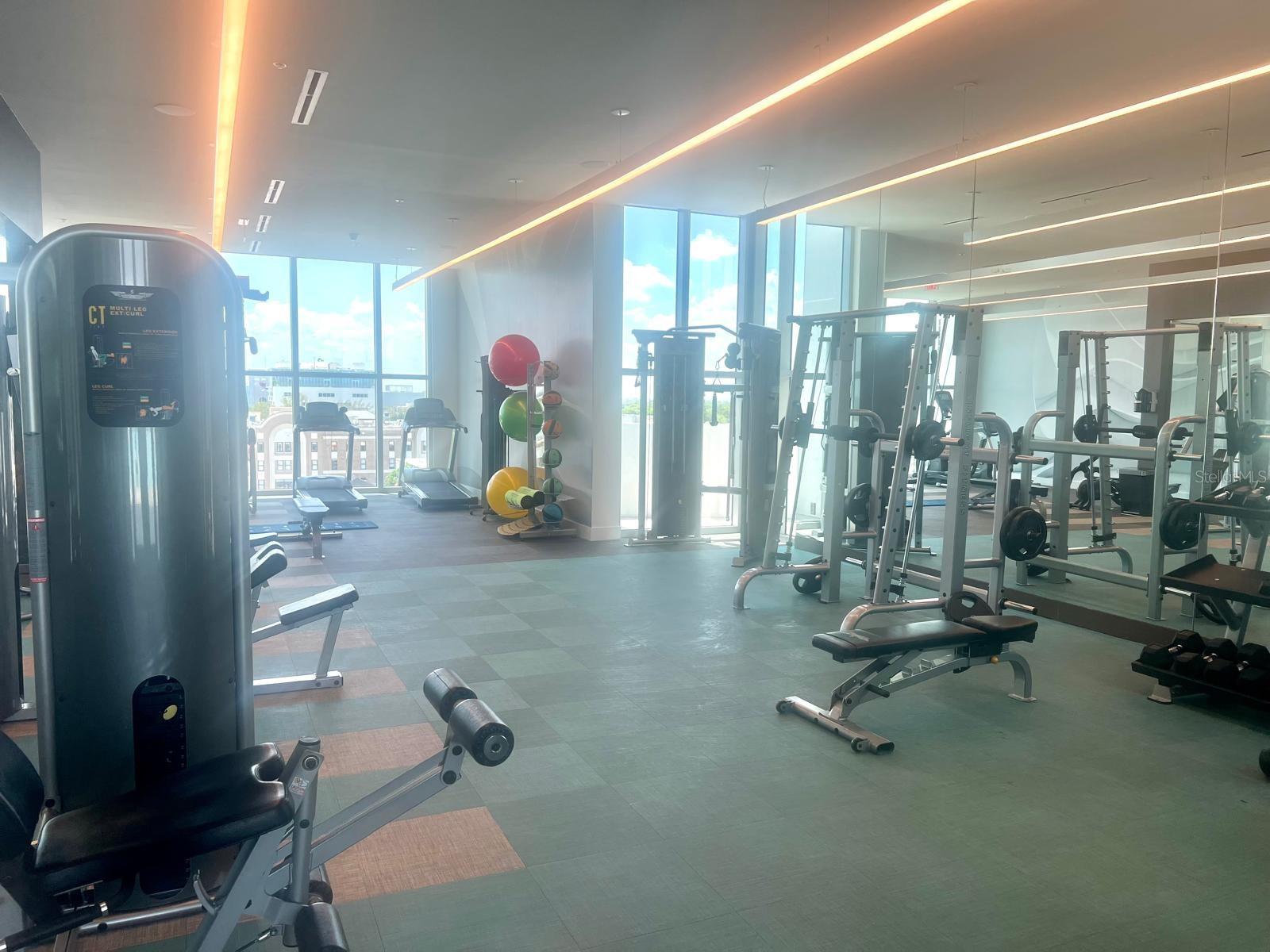 Image 20 of 25 For 3900 Biscayne Boulevard N819