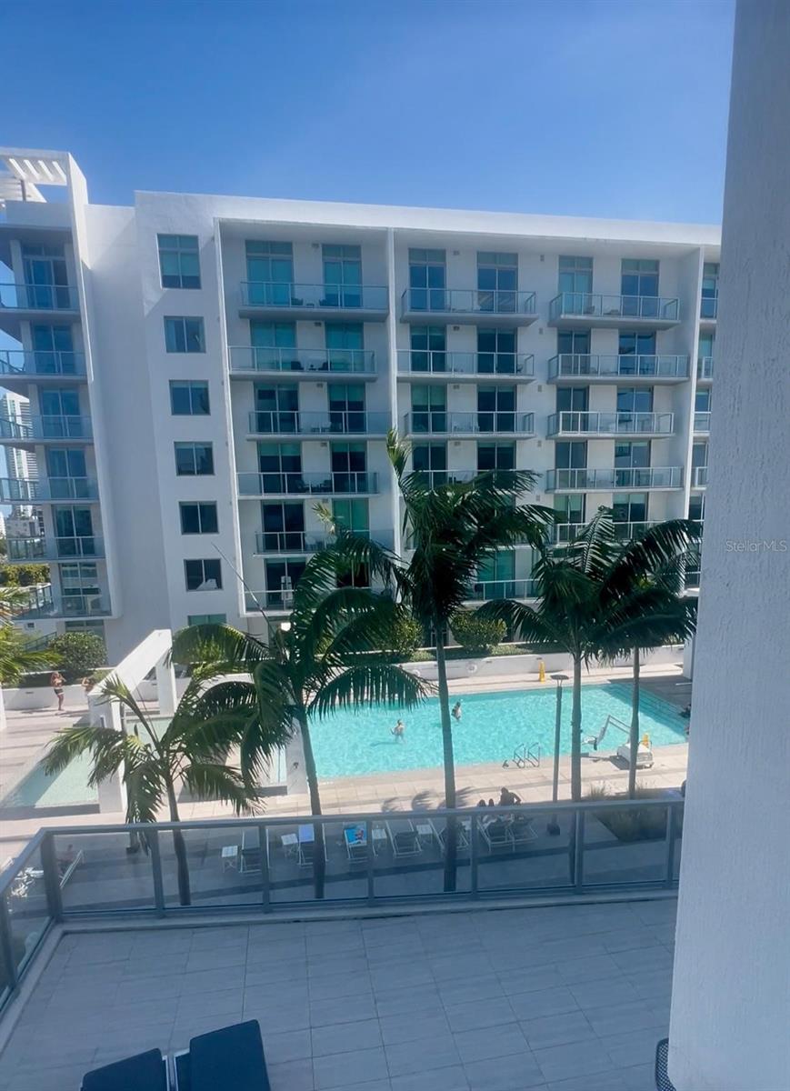Image 23 of 25 For 3900 Biscayne Boulevard N819