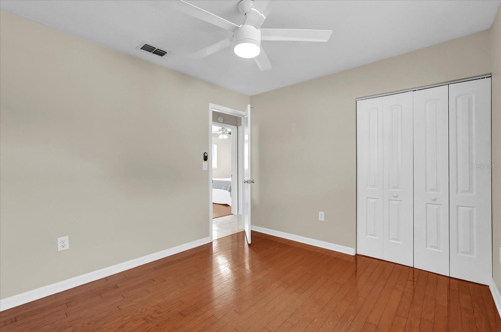 Image 14 of 22 For 6824 Chaucer Lane