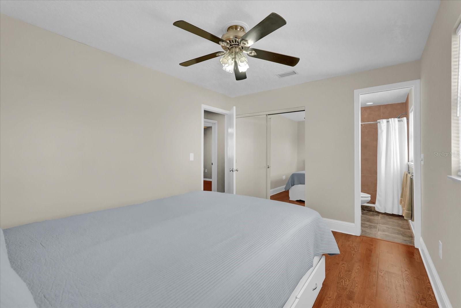 Image 16 of 22 For 6824 Chaucer Lane