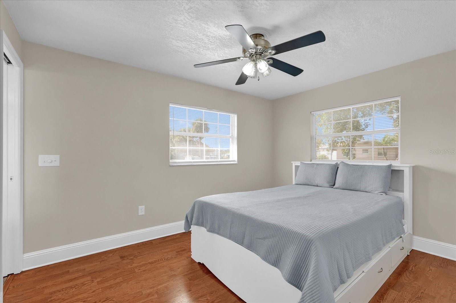 Image 17 of 22 For 6824 Chaucer Lane