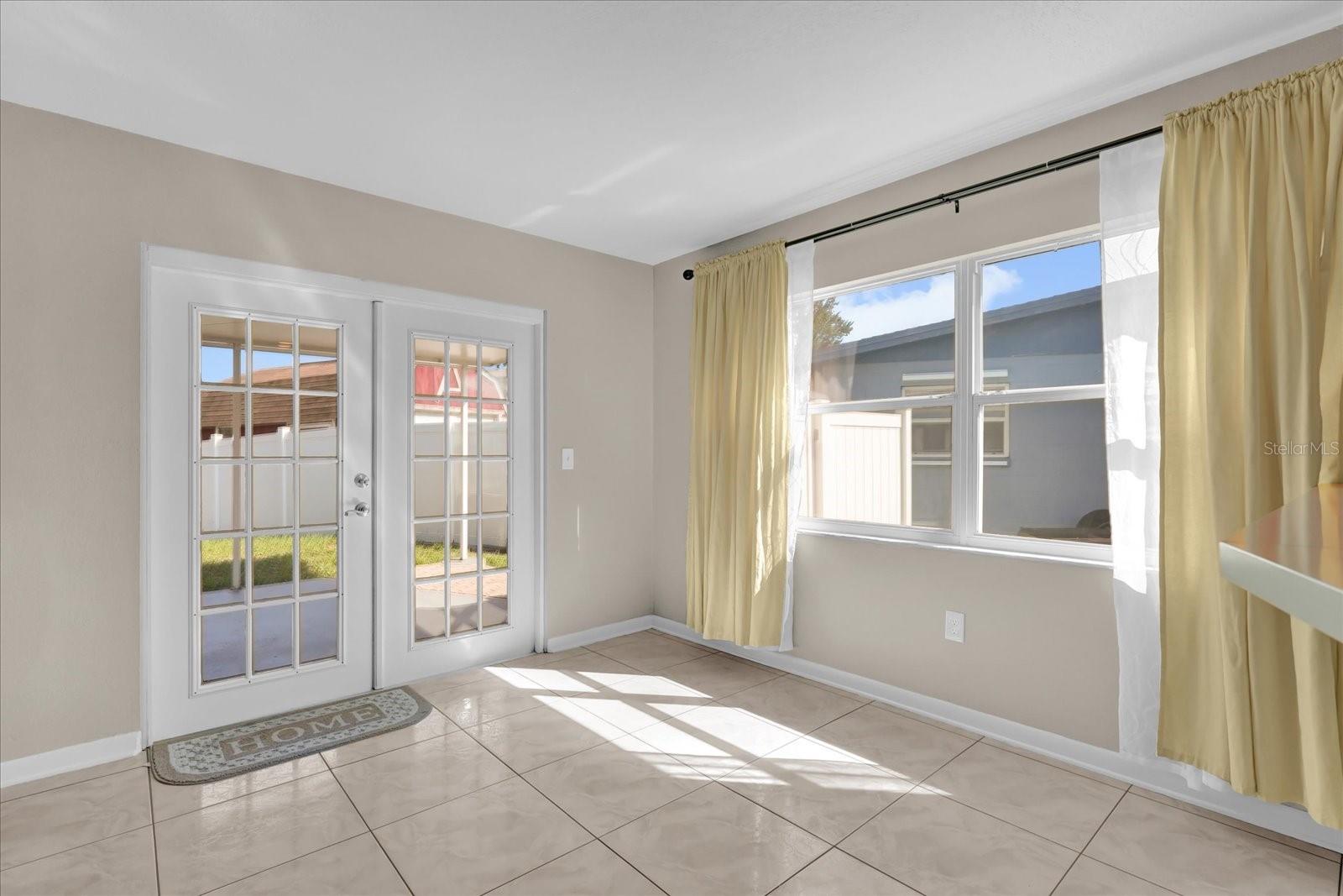 Image 9 of 22 For 6824 Chaucer Lane