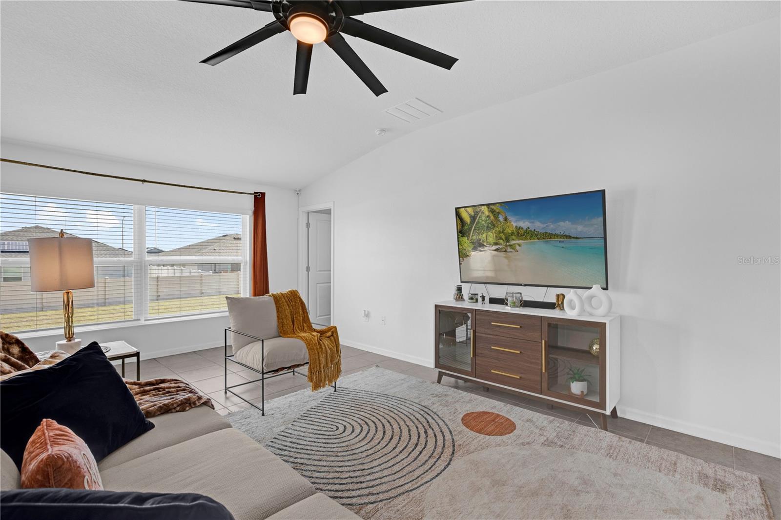 Image 11 of 30 For 1431 Lassen Street