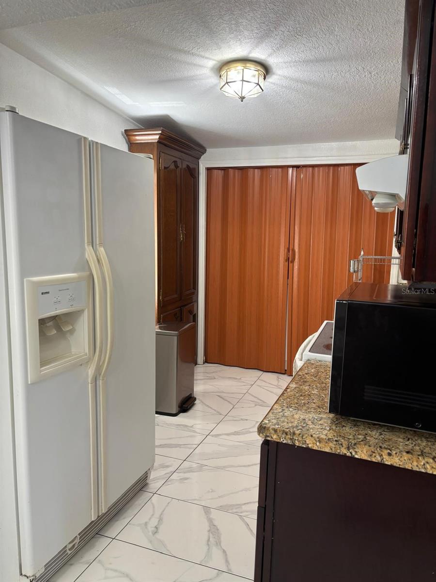 Image 14 of 16 For 921 Alecon Drive