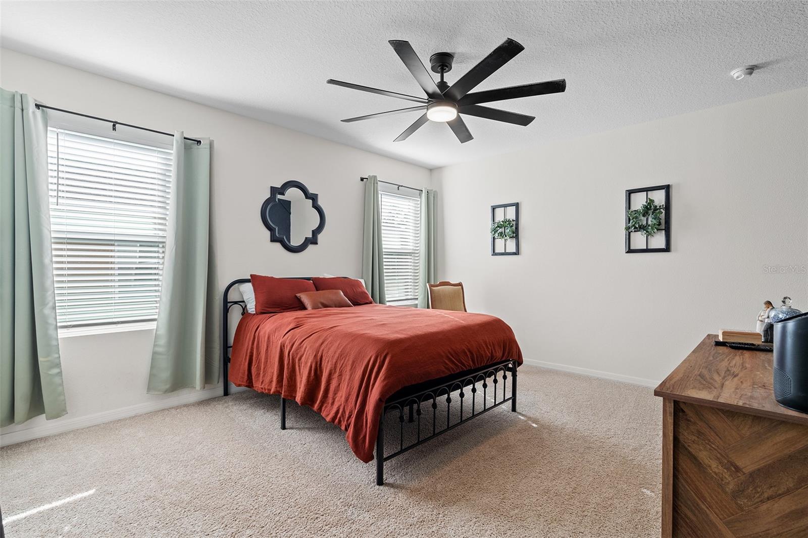 Image 13 of 26 For 6883 Botanic Boulevard