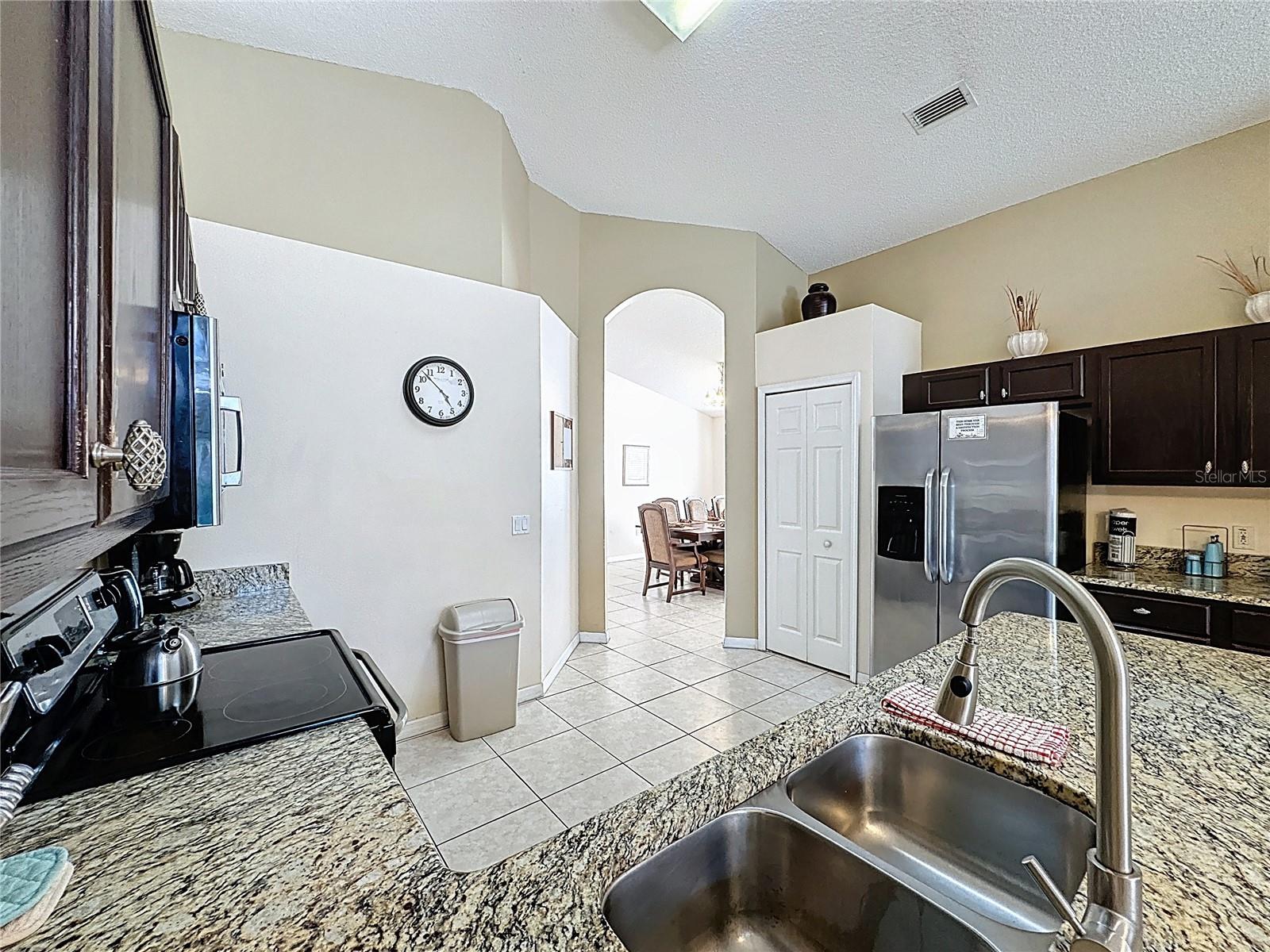 Image 13 of 62 For 4707 Pershoie Lane