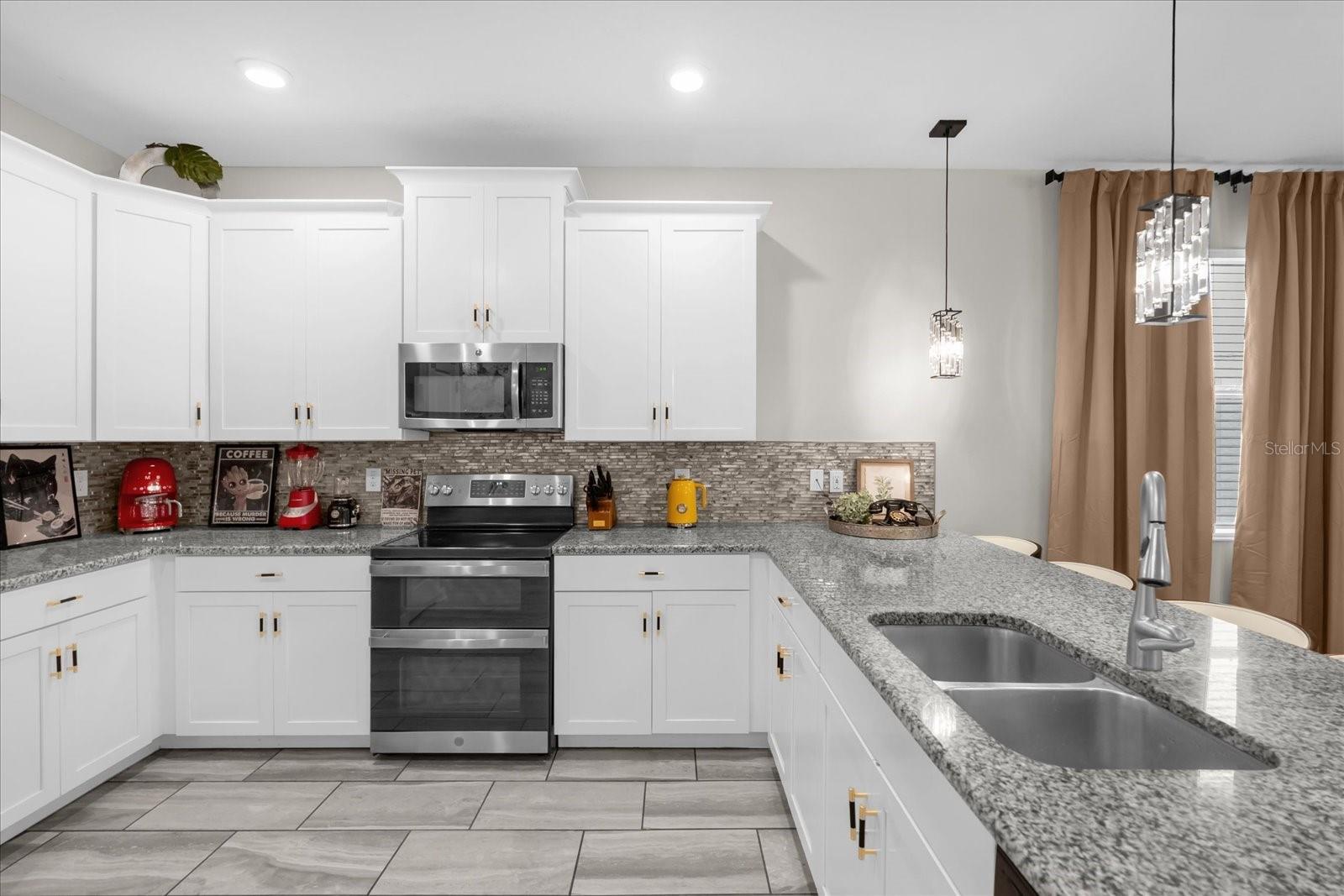 Image 16 of 67 For 9020 Stinger Drive