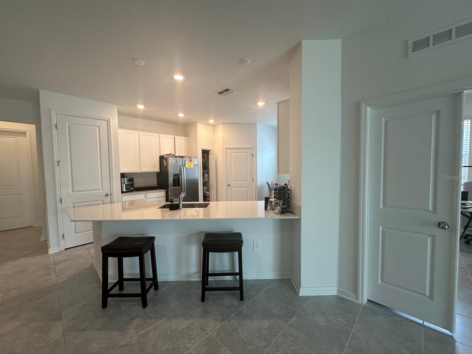 Image 11 of 60 For 2075 Punch Bowl Avenue