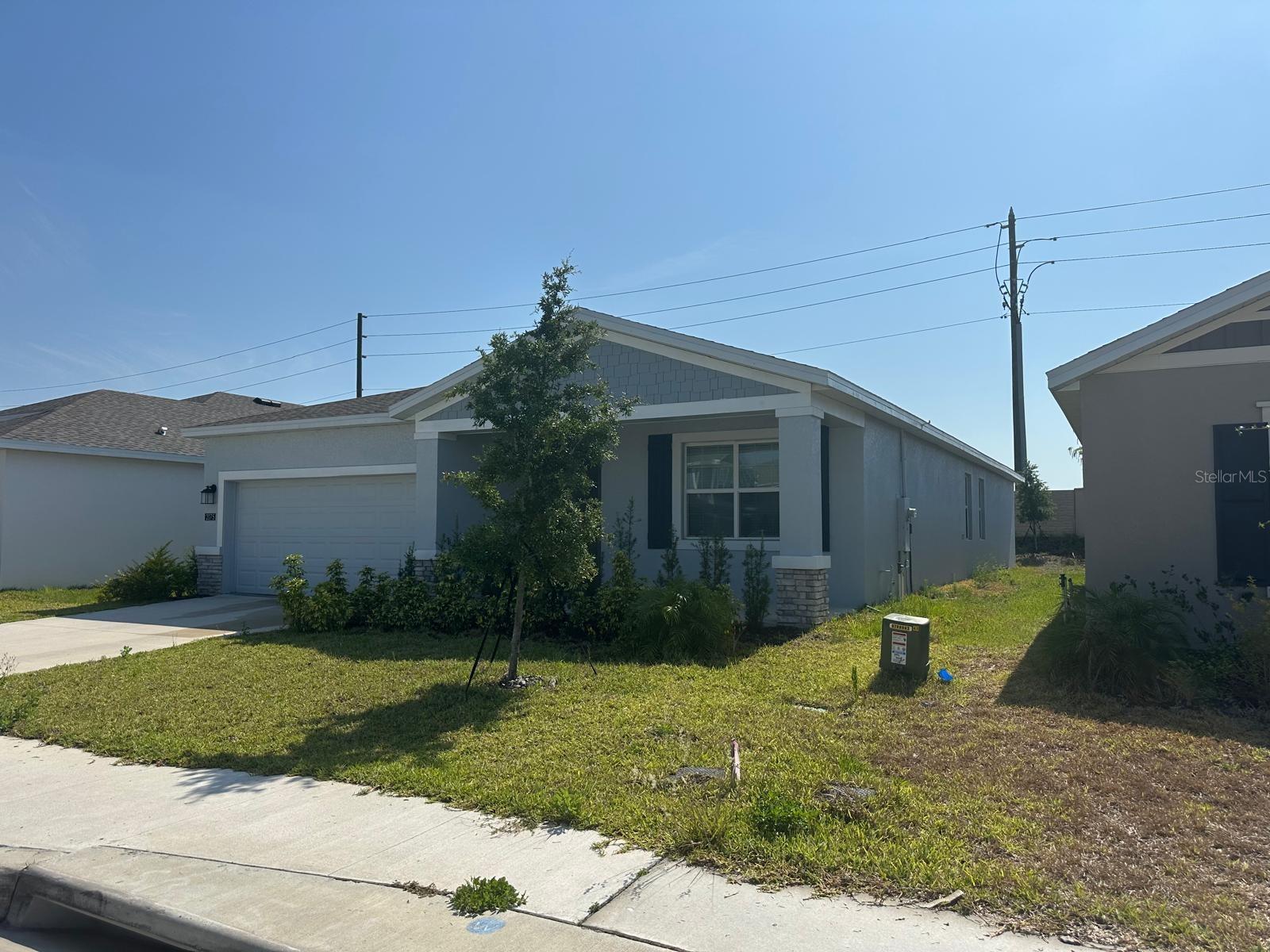 Image 3 of 60 For 2075 Punch Bowl Avenue