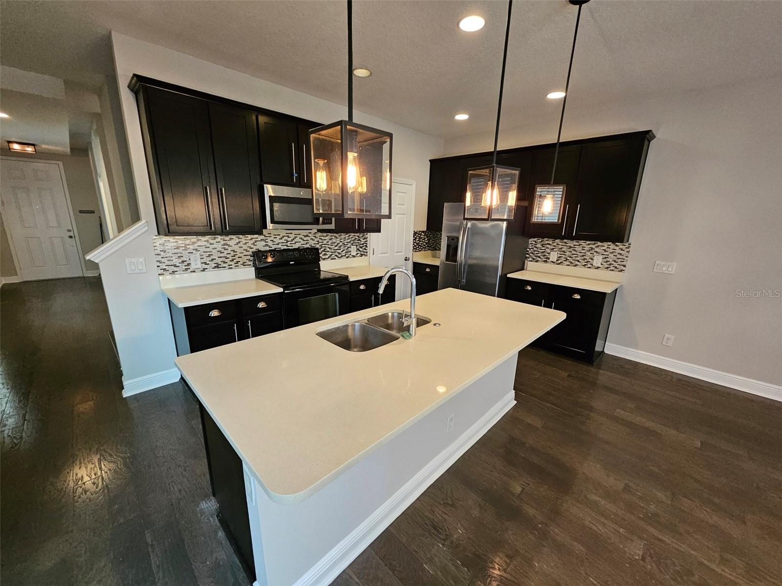 Image 3 of 35 For 7673 Ripplepointe Way
