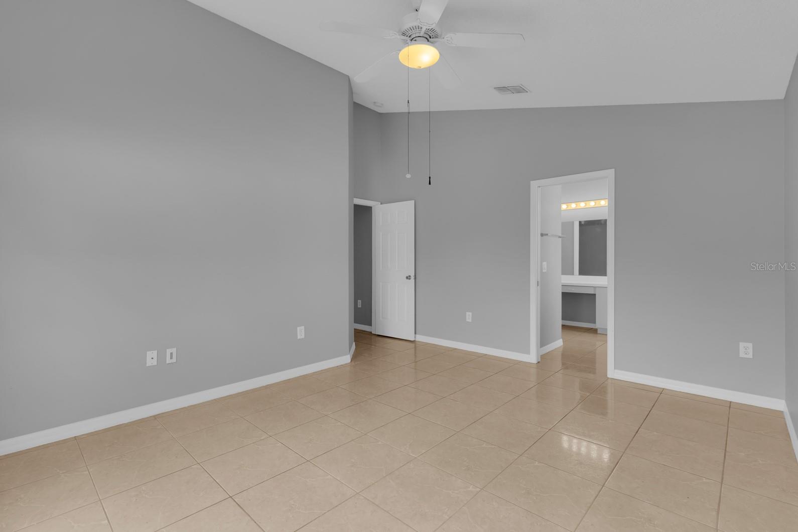 Image 24 of 49 For 664 Eagle Pointe S