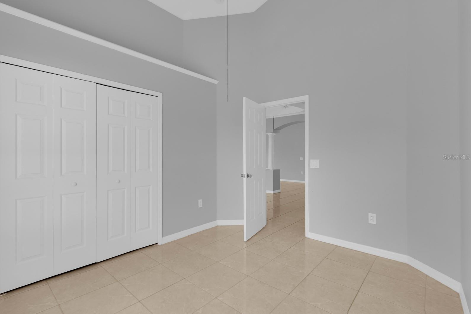 Image 29 of 49 For 664 Eagle Pointe S